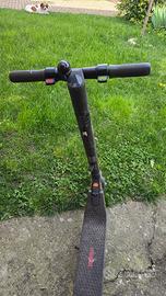 Monopattino elettrico Ninebot