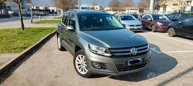 wolkvagen Tiguan 2.0 TDI 4 motion Sport &Style