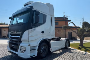 IVECO STRALIS Xp510 HI-WAY Euro6 + INTARDER