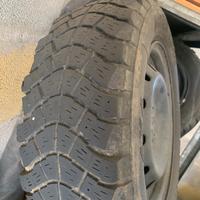 Cerchi con pneumatici 185/65 r14