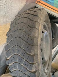 Cerchi con pneumatici 185/65 r14