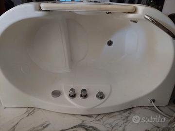 Vasca da bagno con sportello BUSCO