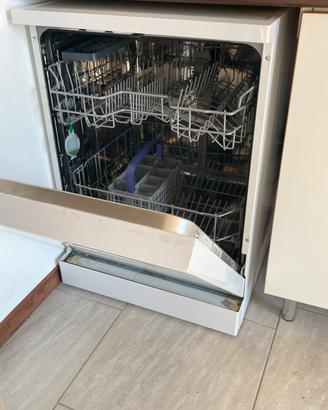Lavastoviglie Beko