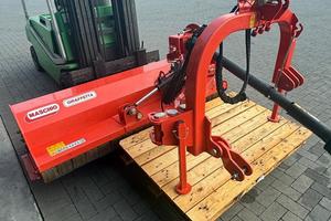 TRINCIA SBANCHINATRICE MASCHIO