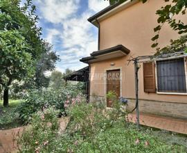 CASA INDIPENDENTE CON GIARDINO E VISTA PANORAMICA