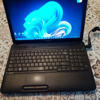 Toshiba C650D  RAM 8 GB SSD Nuovo  Batteria Nuova