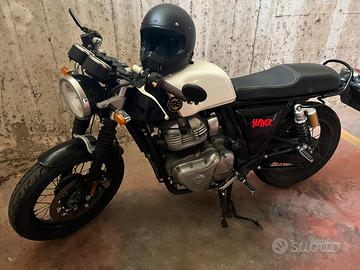 Royal Enfield Interceptor 650 2022 - custom