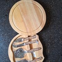 set coltelli formaggio con tagliere