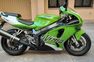 kawasaki zx-7r 