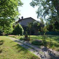 VILLA INDIPENDENTE CON 10.000 MQGIARDINO PRIVATO C