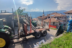 Bilico mattedi 140 q.li con gru penz