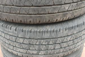 255/70/16  Continental 