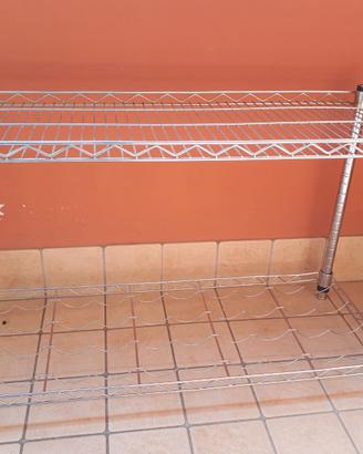 piccolo scaffale o ripiani