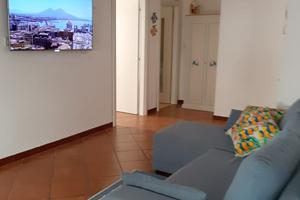 Luminoso appartamento a pochi passi dalla spiaggia