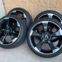 CERCHI IN LEGA DA 19 ORIGINALE AUDI RS3 ROTOR