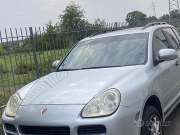 Porsche cayenne 3.2 v6 benzina/gpl anno 2006
