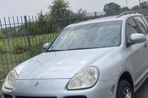 Porsche cayenne 3.2 v6 benzina/gpl anno 2006