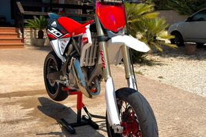 Fantic XE 125 motard