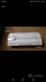 Luce d'emergenza più due neon funzionante