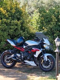 triumph speed triple  675 R
