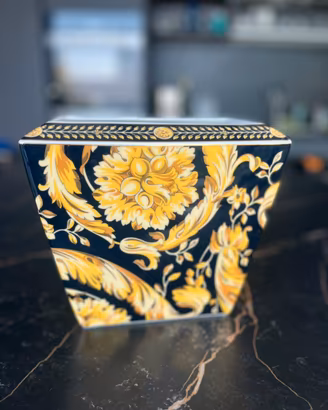 Vaso Rosenthal Versace Vanity