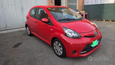 Toyota Aygo 1.0 12V VVT-i 5 porte Lounge Connect
