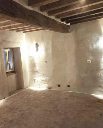 Casa indipendente di 220 m² con 5 locali e box aut