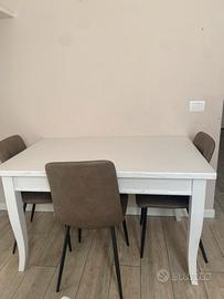 Tavolo in legno massello bianco