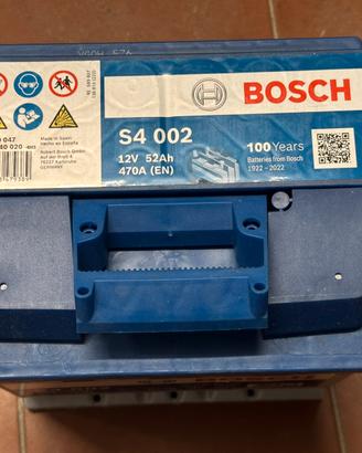 Batteria Bosch S4 002 12V 52Ah 470A