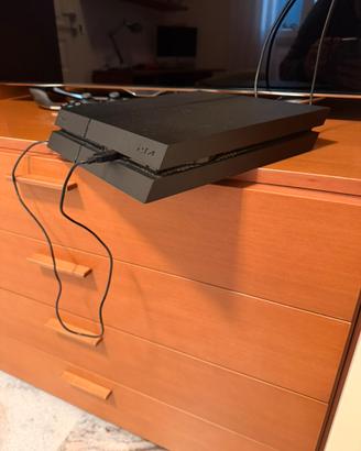 Play Station 4