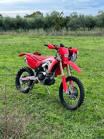 Honda crf 250 red moto enduro