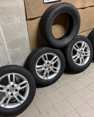 Gomme invernali + Cerchi in lega Alpin 195/60 r15