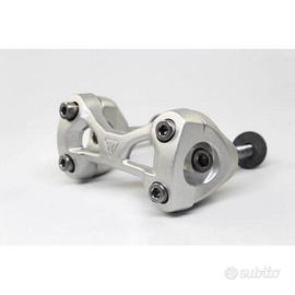 RISER MANUBRIO TRIUMPH STREET TRIPLE R 765 2020 20