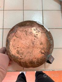 Brocca in rame antica