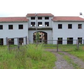 Complesso alberghiero in corso di costruzione