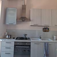 Cucina con elettrofomestici funzionanti (2021)