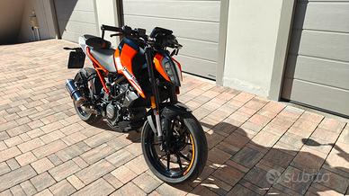 kTM 125  DUKE 