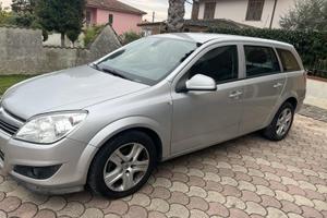 Opel astra station wagon