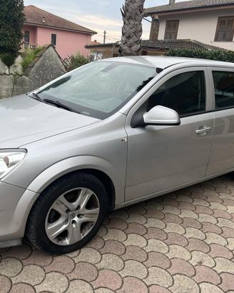 Opel astra station wagon