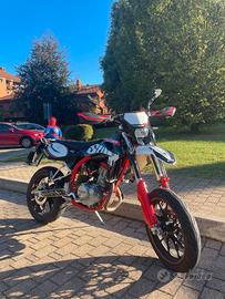 SWM SM 125 r factory 2021