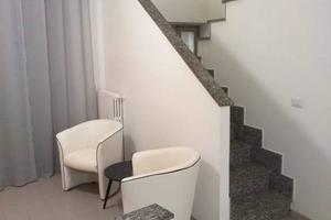 Casa indipendente di 165 m² con più di 5 locali a 