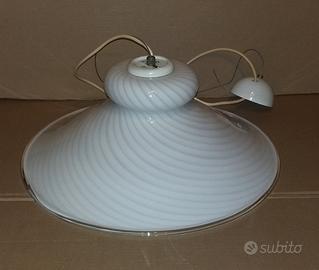 Lampadario in Vetro Soffiato Bianco a Righe spiral