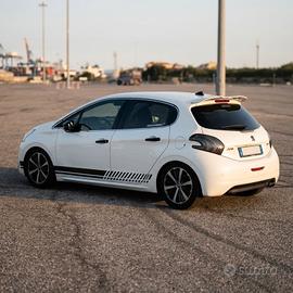 Peugeot 208 1.2 Mk1