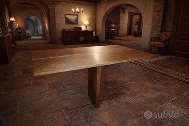 Tavoli legno massello da pranzo e da arredo living