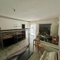 NEGOZIO A GALLIERA VENETA