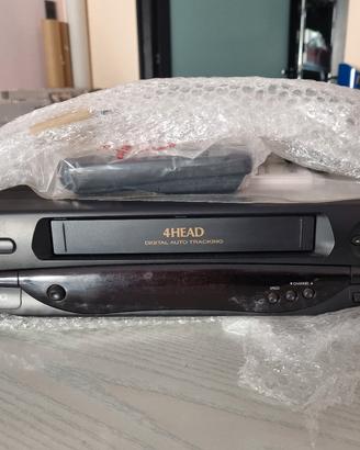 HITACHI VIDEOREGISTRATORE VHS 6 TESTINE MULTI SYSTEM CON TELECOMANDO