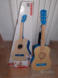 Chitarra per bambini 3-6 anni modello Hape E0326