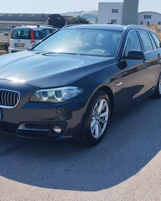 Bmw 520 520d xDrive Luxury