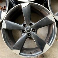Cerchi in lega audi 20 pollici