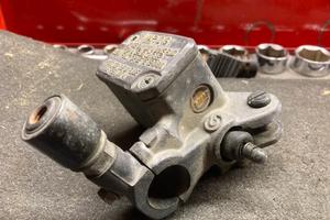 Pompafreno anteriore Per honda slr 650 single